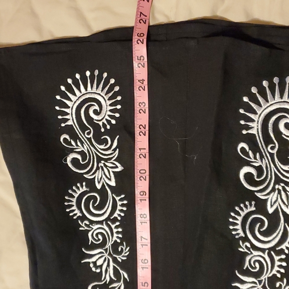 LOFT Printed Black A- Lined Skirt  8 - Picture 4 of 8